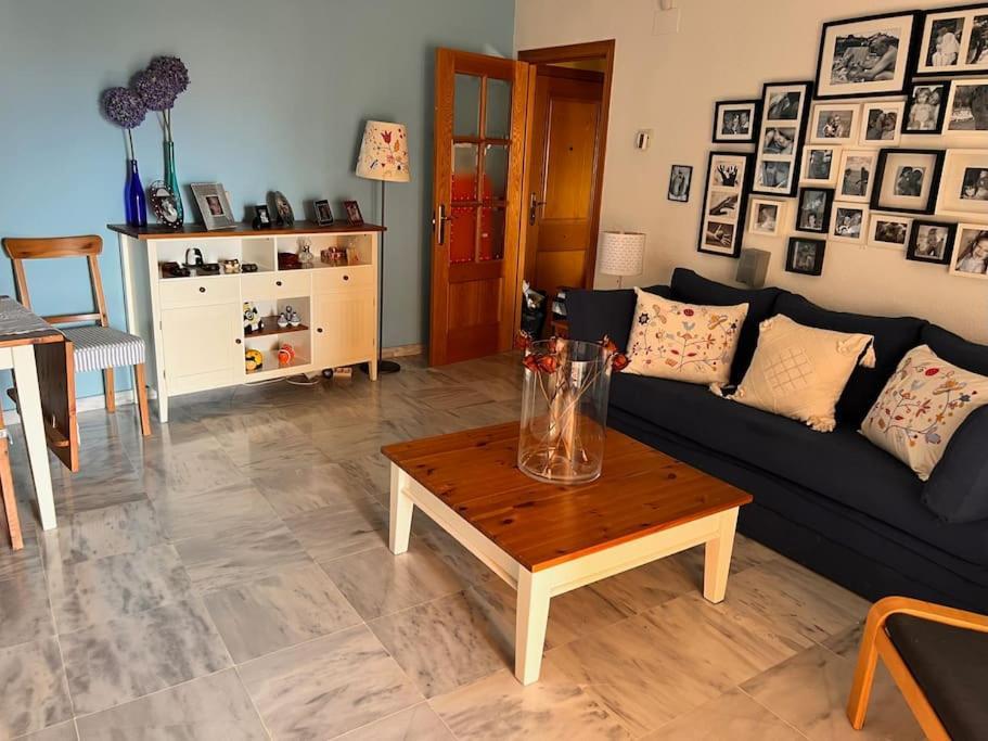 Benalmadena Costa Malaga Apartamento Muy Acogedor Con Vistas Al Mar Terraza Gigante Para Verano E Invierno Parking エクステリア 写真