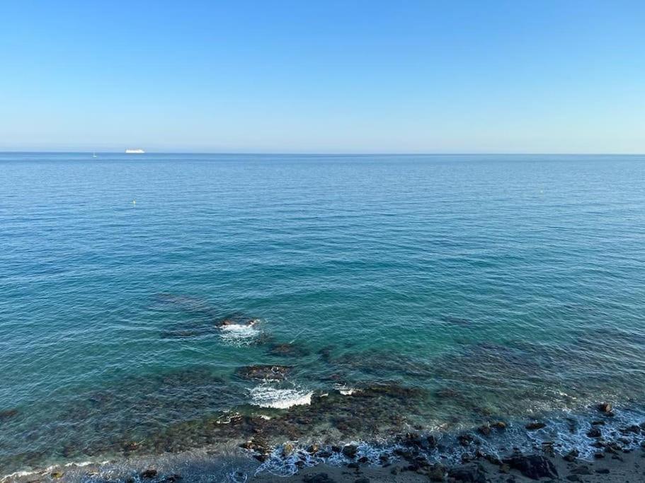 Benalmadena Costa Malaga Apartamento Muy Acogedor Con Vistas Al Mar Terraza Gigante Para Verano E Invierno Parking エクステリア 写真