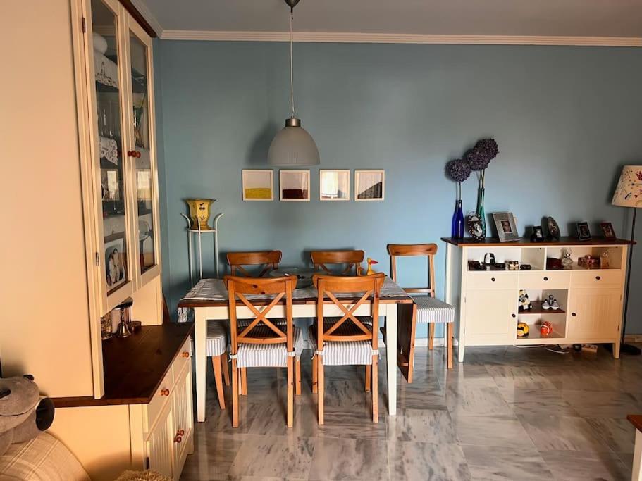 Benalmadena Costa Malaga Apartamento Muy Acogedor Con Vistas Al Mar Terraza Gigante Para Verano E Invierno Parking エクステリア 写真