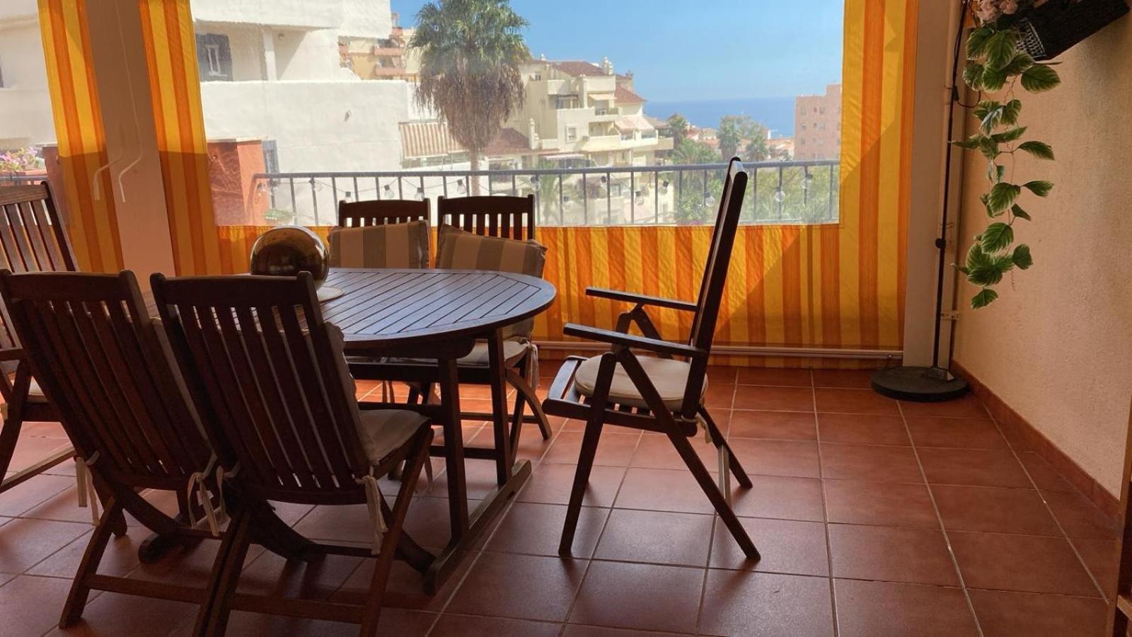Benalmadena Costa Malaga Apartamento Muy Acogedor Con Vistas Al Mar Terraza Gigante Para Verano E Invierno Parking エクステリア 写真
